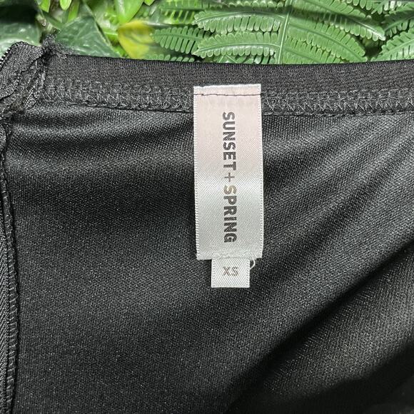 SUNSET SPRINGS Dress Women XS Black Strapless Plunging V Ruffle Hem Fitted 2640 - Picture 4 of 7